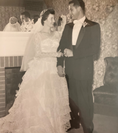 vintage photo of couple on wedding day